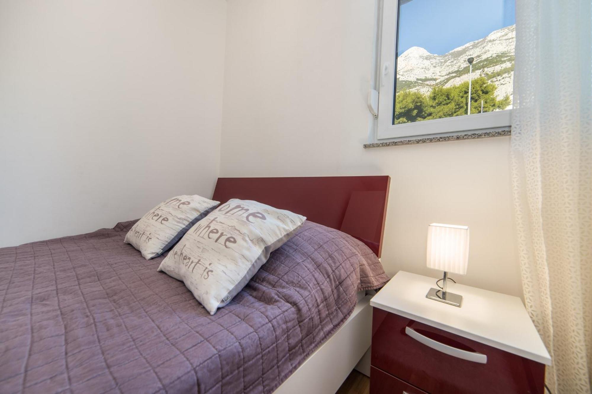Apartments Crystal Makarska Oda fotoğraf